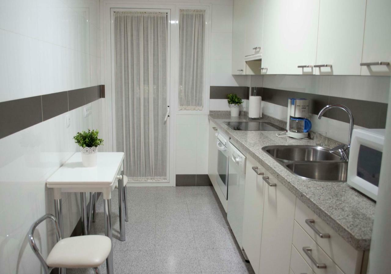 Apartamento Centrico Con Parking Privado Cordoba Luaran gambar
