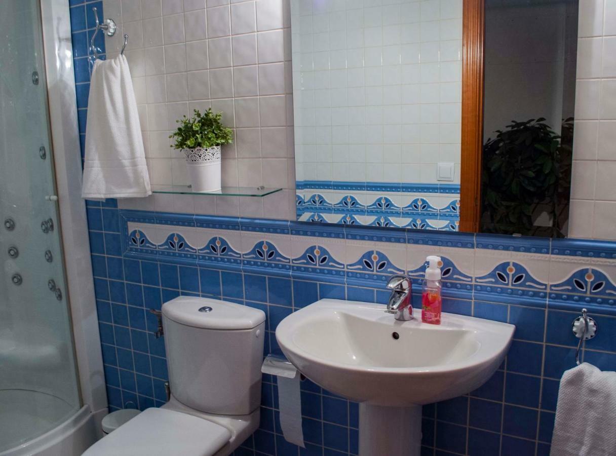 Apartamento Centrico Con Parking Privado Cordoba Luaran gambar